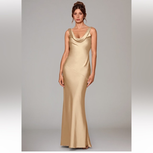 Dresses & Skirts - Azazie Champagne Maxi Dress